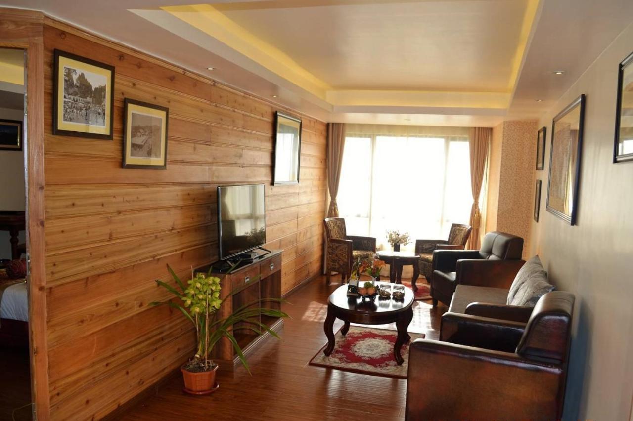 Crescent Resort, Darjeeling Darjeeling  Ngoại thất bức ảnh